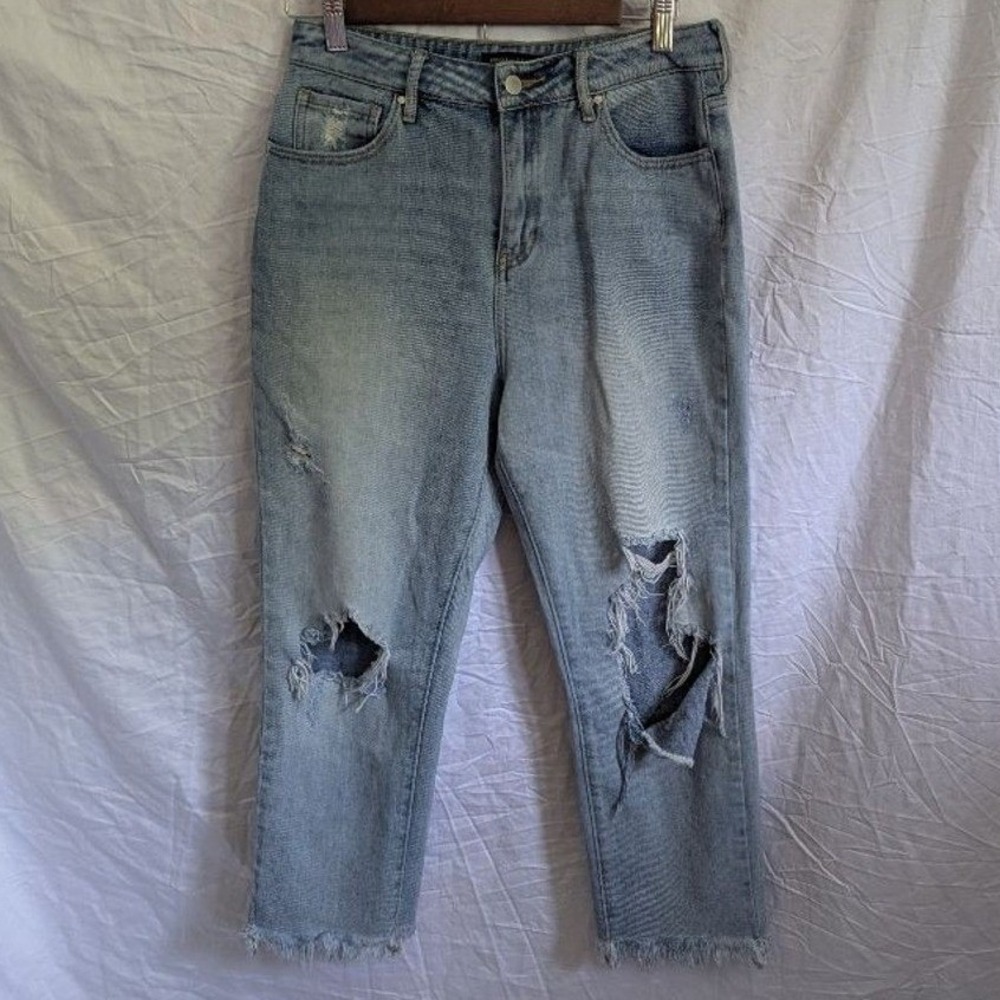 Light Wash Distressed High Rise Mom Jeans Cropped Frayed Heavily Distressed 28